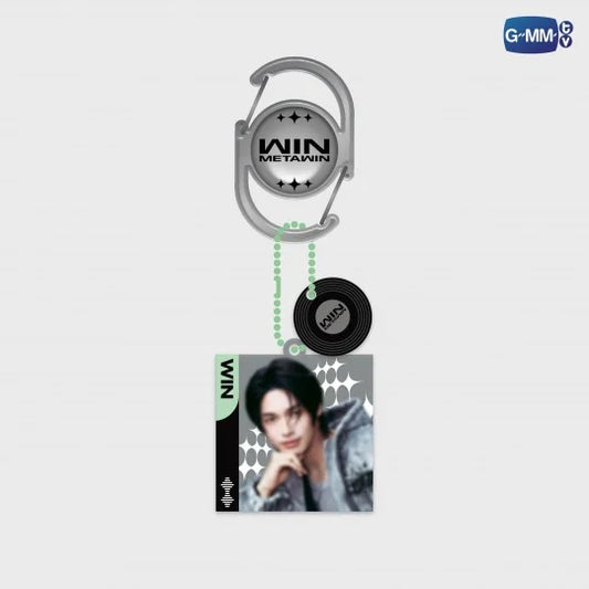 WIN26-011 WIN METAWIN CARABINER KEYCHAIN