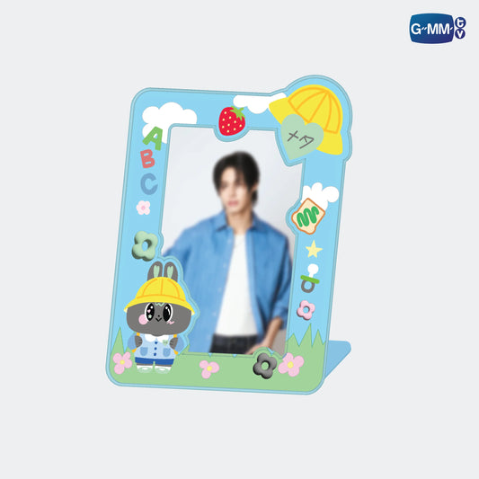 WIN26-006 METAA CARD HOLDER STAND WITH PHOTOCARD